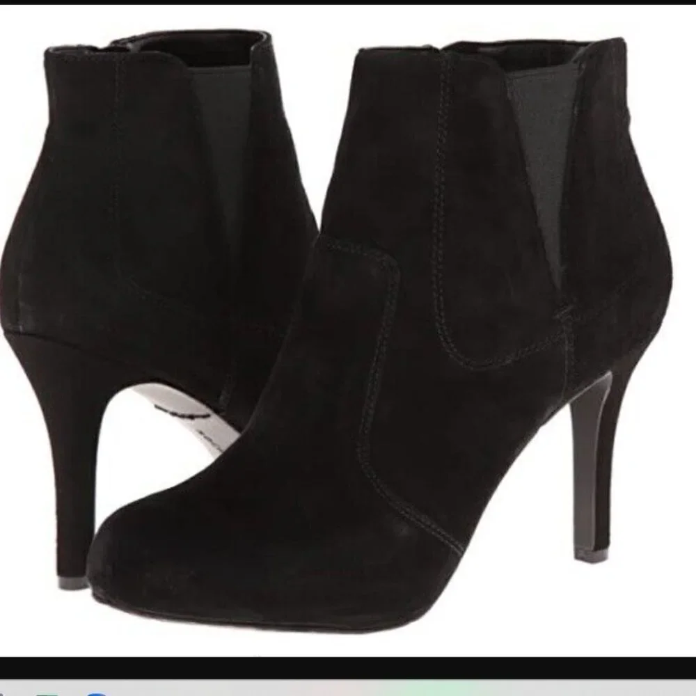 ROCKPORT Seven To 7 Gore Shootie High Heel Boots 10.M Black Suede